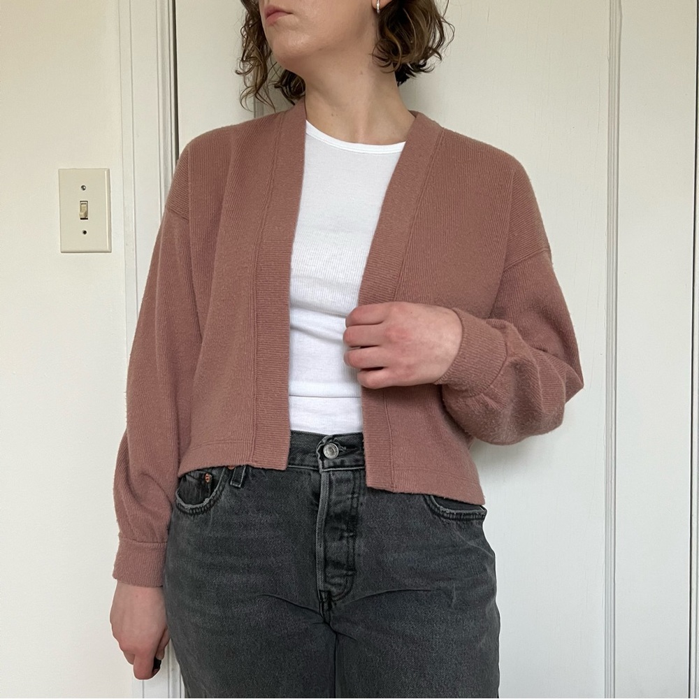 Abercrombie & Fitch soft & cozy cropped cardigan sweater mauve dusty rose XS